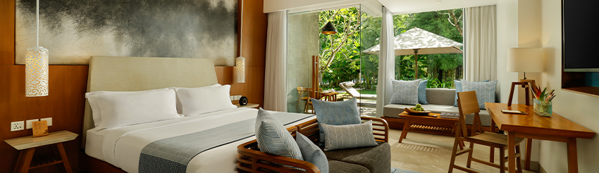 Wonderful Pool Access