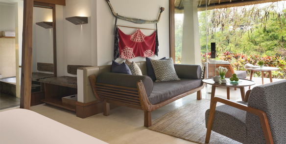 Heavenly Jacuzzi Villa - Living Area