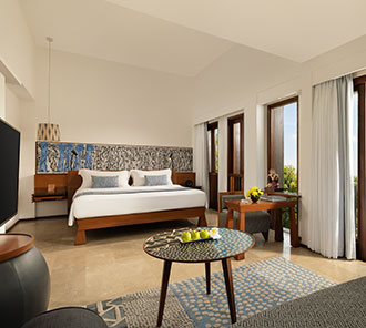 Impressive Forest Suite - King Bed Set up