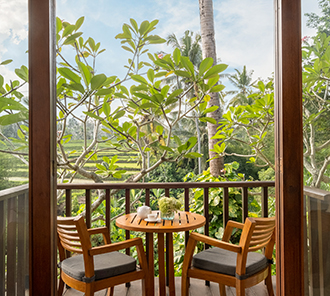Impressive Forest Suite - Upper floor balcony