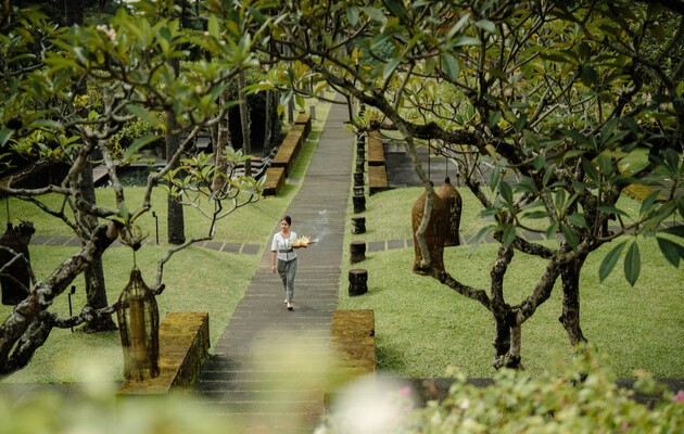 Maya Resorts