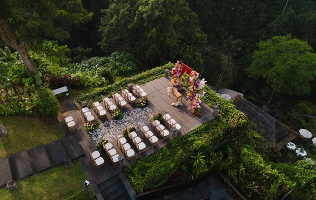 Ceremony Decor - Ceremonial Plaza