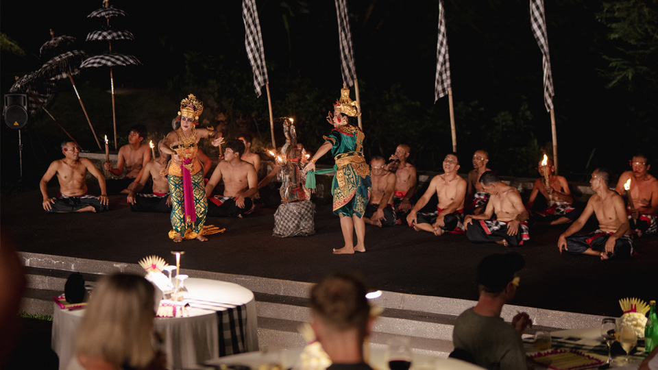 Fullmoon Dinner Fullmoon Dinner